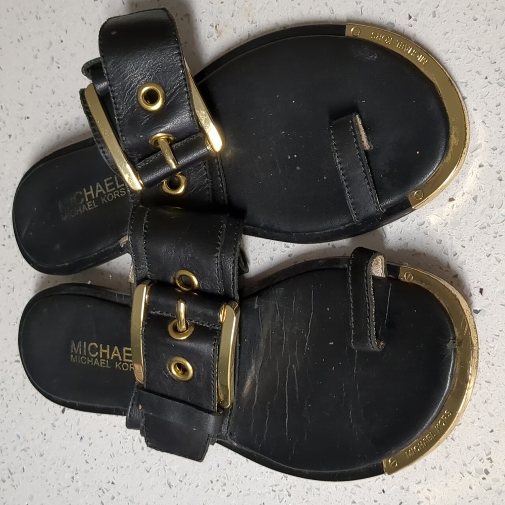 Women sandals